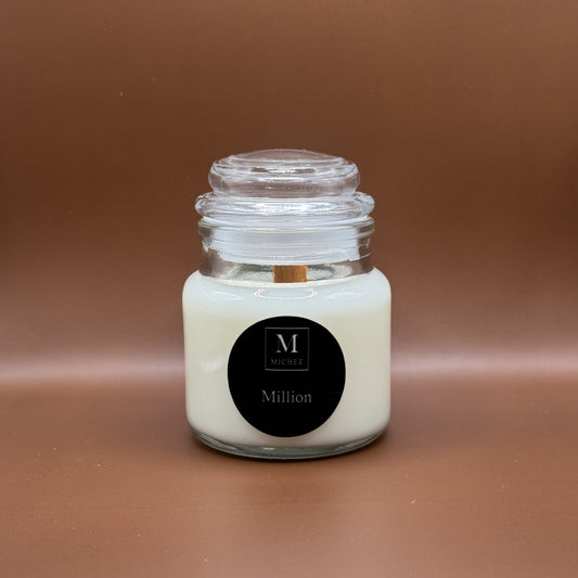 Lumânare parfumată MICHEE Halo Million, recipient din sticlă transparentă cu capac, ceară de soia, fitil din lemn, One Million